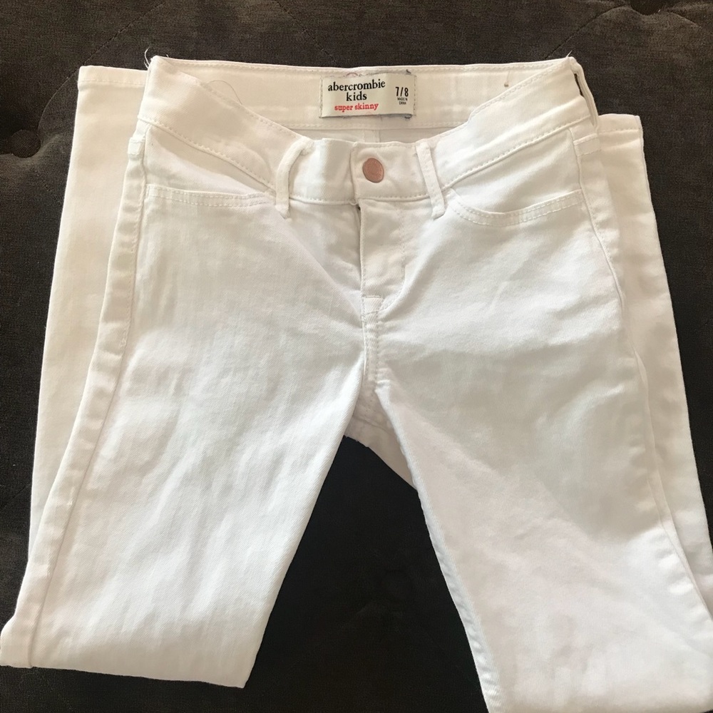 SOLD Abercrombie skinny jeans